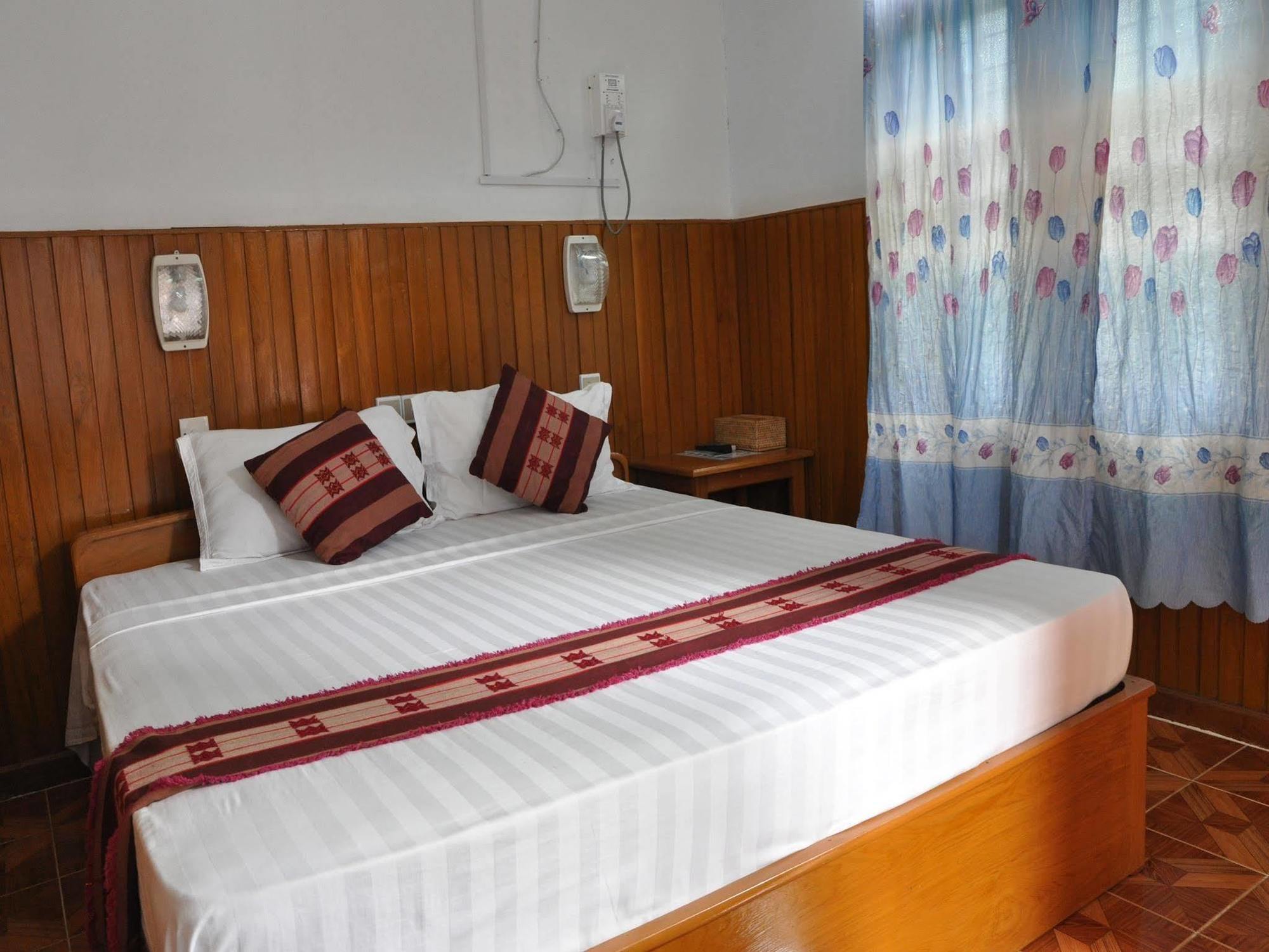 Saw Nyein San Guest House Nyaung-U Exterior photo